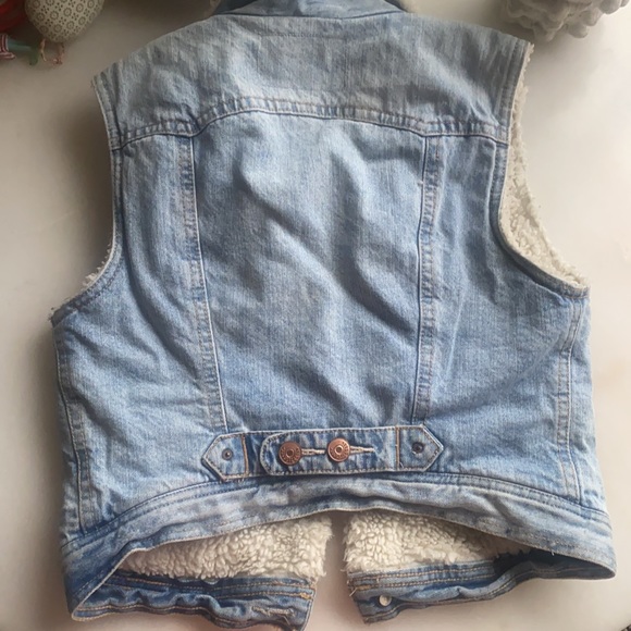 ❤️… H&M Denim Sherpa/ Shearling Vest sz 2 Xs-S - Picture 3 of 5